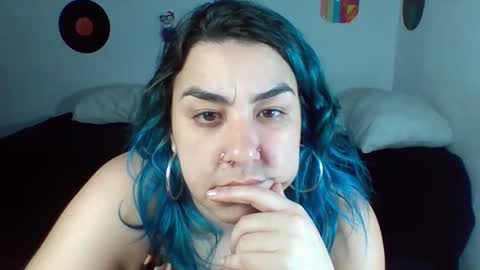 Mrs Venus online show from April 15, 2026, 7:58 pm