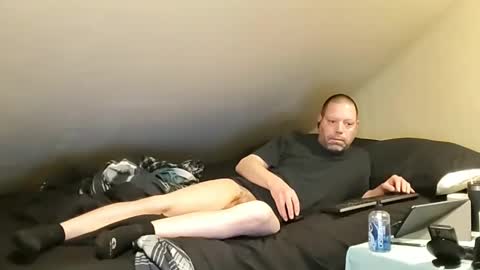 mrxhere online show from February 17, 2025, 3:42 pm