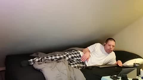 mrxhere online show from February 20, 2025, 2:35 pm