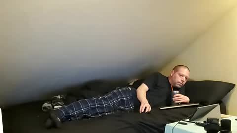 mrxhere online show from March 2, 2025, 5:58 pm