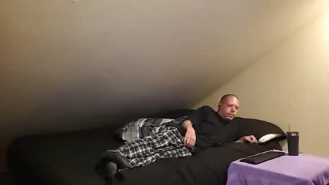 mrxhere online show from April 19, 2026, 6:07 pm