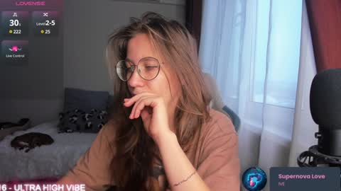 Allison online show from January 10, 2025, 11:33 am