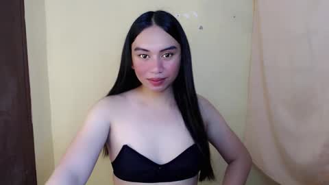 Bella online show from May 9, 2026, 7:02 am