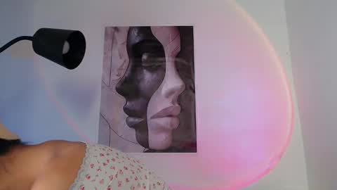 Channel online show from November 22, 2025, 10:20 pm