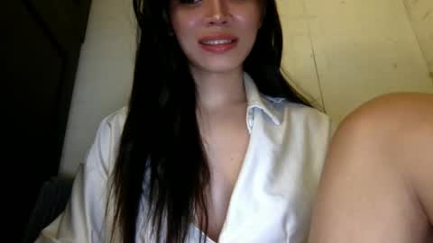 Snapshot of ms_guniguni chatting on September 10, 2025, 11:16 pm Lara online show from September 10, 2025, 11:16 pm