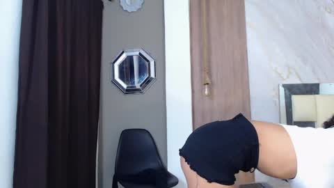 ms_leydi online show from April 9, 2026, 3:28 am