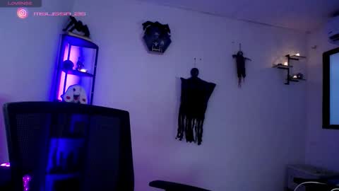 MISS LISSA online show from October 16, 2025, 10:22 pm