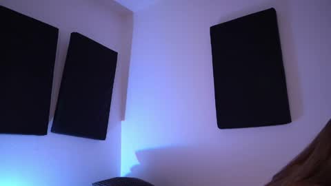 Snapshot of ms_lorelei chatting on June 5, 2026, 7:08 pm Lore online show from June 5, 2026, 7:08 pm