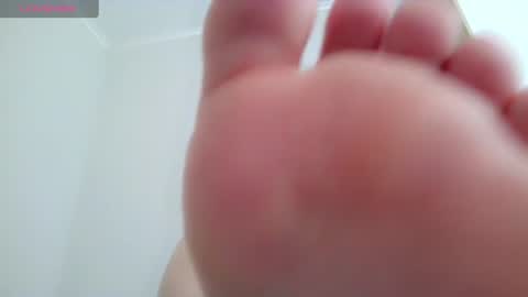 Snapshot of ms_sensitive chatting on June 18, 2026, 6:02 am Alexi online show from June 18, 2026, 6:02 am