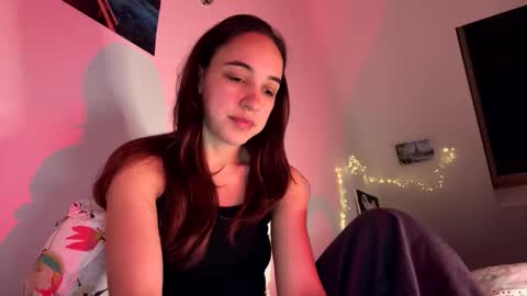 ms_sophiee online show from April 23, 2026, 10:03 am