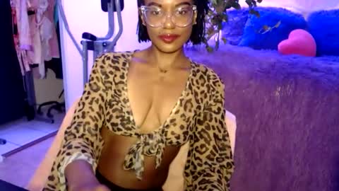 Snapshot of msemonibrown chatting on May 19, 2026, 4:52 am CocoSage online show from May 19, 2026, 4:52 am