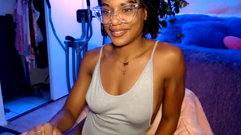 Snapshot of msemonibrown chatting on June 25, 2026, 6:40 am CocoSage online show from June 25, 2026, 6:40 am
