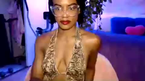 Snapshot of msemonibrown chatting on July 8, 2026, 5:01 am CocoSage online show from July 8, 2026, 5:01 am