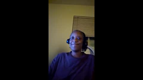 Snapshot of msmechocolate chatting on March 21, 2026, 1:32 am msmechocolate online show from March 21, 2026, 1:32 am