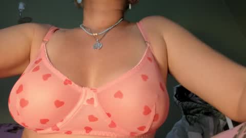 MsPurrfectLove online show from February 4, 2025, 2:28 am