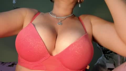 MsPurrfectLove online show from February 6, 2025, 1:38 am