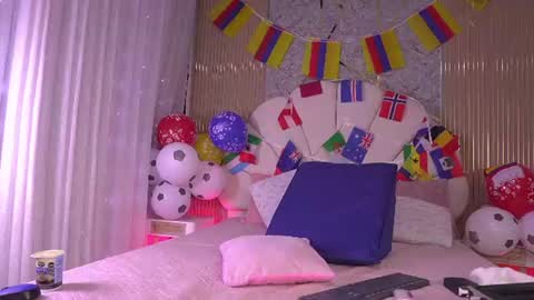 Snapshot of mssburbuja chatting on July 9, 2026, 3:10 am Manuela online show from July 9, 2026, 3:10 am