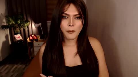 Snapshot of msveeyxo1 chatting on October 16, 2025, 5:58 pm Veey online show from October 16, 2025, 5:58 pm