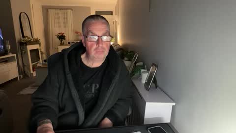 mtb1697 online show from January 18, 2026, 11:19 pm