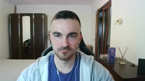 Victor online show from April 3, 2026, 5:49 am