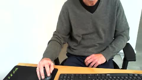 mucfag online show from May 13, 2026, 11:40 am