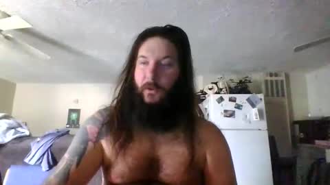Snapshot of mudge chatting on January 7, 2025, 8:31 pm Mudge online show from January 7, 2025, 8:31 pm