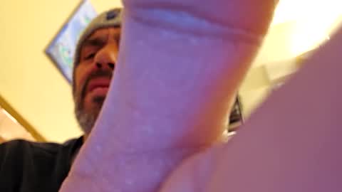 Muffdiver online show from March 26, 2026, 7:25 am