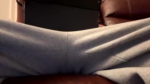 Kai online show from November 21, 2025, 10:52 pm