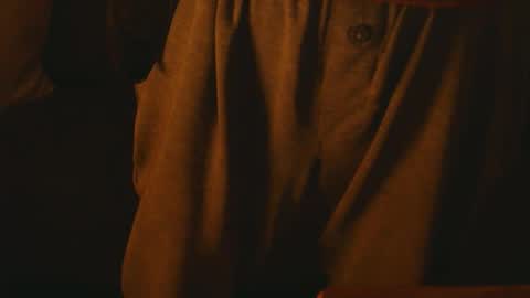 mullysgirl online show from November 16, 2025, 9:48 am