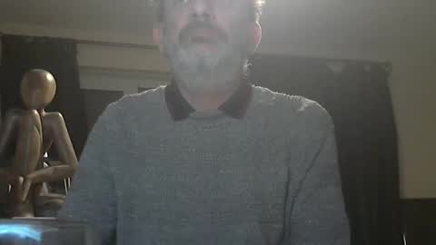 munch10 online show from February 8, 2025, 8:32 pm