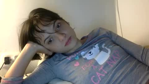 Snapshot of munchi_ chatting on December 9, 2024, 11:15 am online show from December 9, 2024, 11:15 am