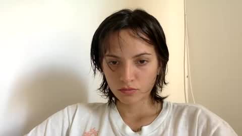 Snapshot of munchi_ chatting on January 10, 2025, 7:21 pm online show from January 10, 2025, 7:21 pm