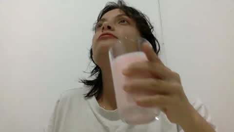 Snapshot of munchi_ chatting on January 14, 2025, 11:58 pm online show from January 14, 2025, 11:58 pm