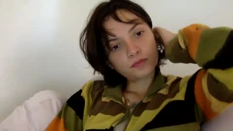 Snapshot of munchi_ chatting on January 20, 2025, 5:27 pm online show from January 20, 2025, 5:27 pm