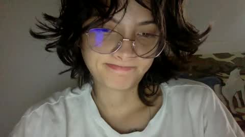 Snapshot of munchi_ chatting on February 11, 2025, 1:09 pm online show from February 11, 2025, 1:09 pm