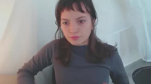   online show from November 18, 2025, 3:49 pm