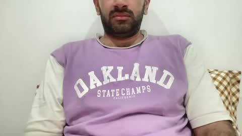 munnabobby2008 online show from January 13, 2025, 5:23 am