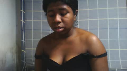 Snapshot of murielleee chatting on July 6, 2026, 4:53 pm murielleee online show from July 6, 2026, 4:53 pm
