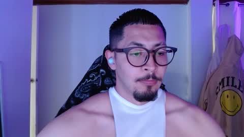 Snapshot of muscle_cock32 chatting on February 2, 2026, 6:50 pm David Big online show from February 2, 2026, 6:50 pm