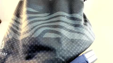 Muscle Man online show from November 25, 2025, 1:16 am