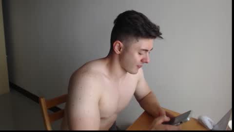 Everet online show from September 13, 2025, 4:34 am