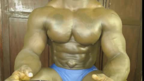 musclegod23 online show from October 29, 2025, 2:58 am