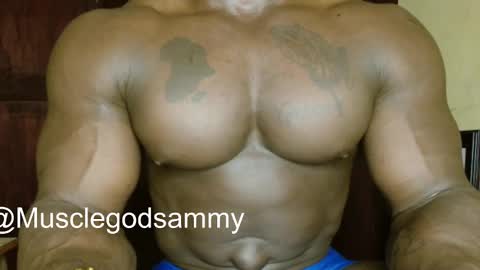 musclegod23 online show from January 31, 2026, 11:58 pm