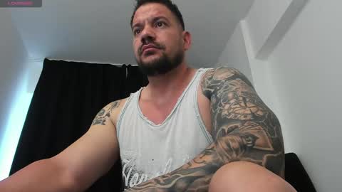 MuscleMonster31 online show from September 24, 2025, 9:45 am