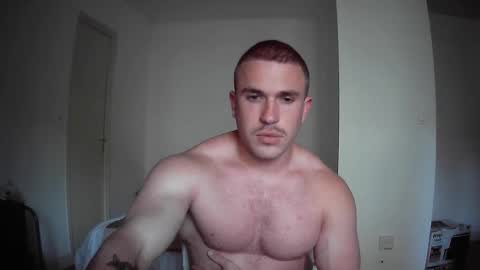 muscleshow00 online show from February 25, 2025, 4:31 pm