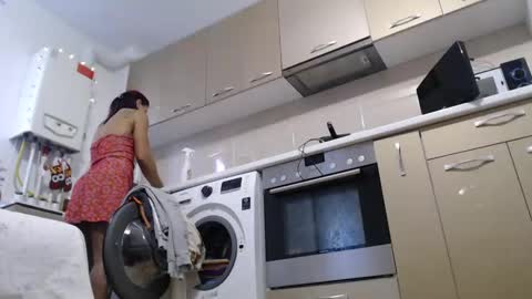 MusclesQueen online show from January 17, 2025, 7:51 am