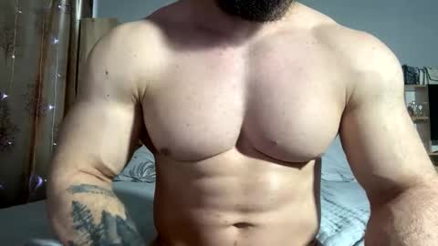 muscularjuggler online show from December 4, 2025, 5:28 am