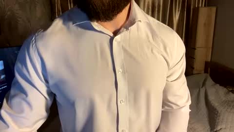 Snapshot of muscularjuggler chatting on March 22, 2026, 12:41 pm muscularjuggler online show from March 22, 2026, 12:41 pm