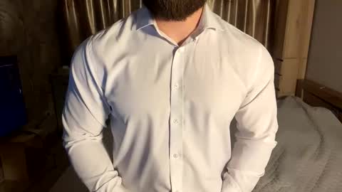 Snapshot of muscularjuggler chatting on March 23, 2026, 4:11 pm muscularjuggler online show from March 23, 2026, 4:11 pm
