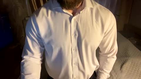 Snapshot of muscularjuggler chatting on April 10, 2026, 1:33 am muscularjuggler online show from April 10, 2026, 1:33 am